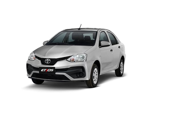 etios1636_platametalico1H6_02